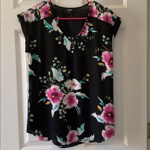 Floral button detail blouse